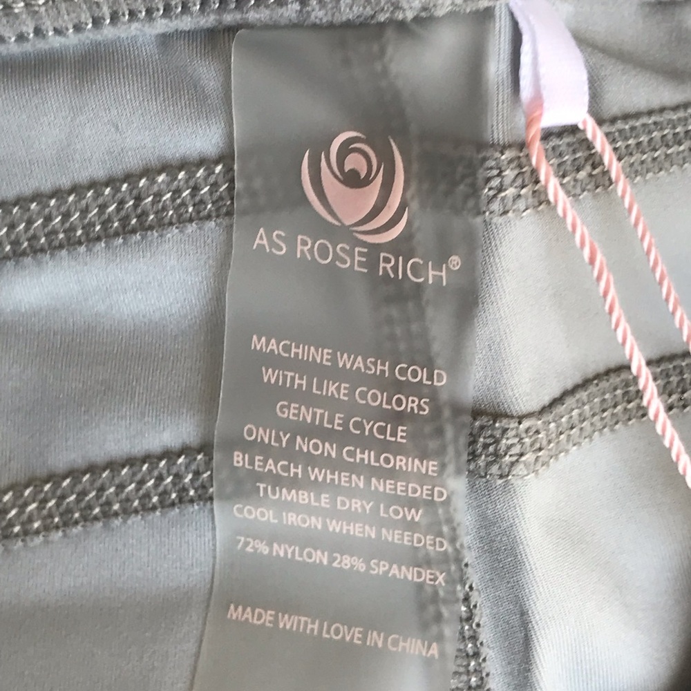 High Waist Biker Shorts Gray Women's size Large Pockets 9" Inseam Soft - Picture 13 of 15